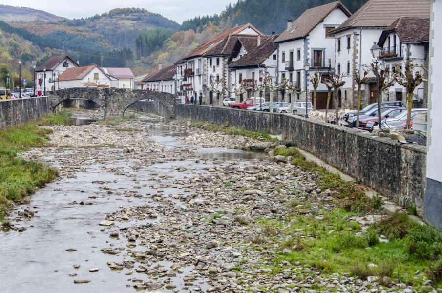 Comunidad Foral de Navarra 122 - Ochagavia.jpg